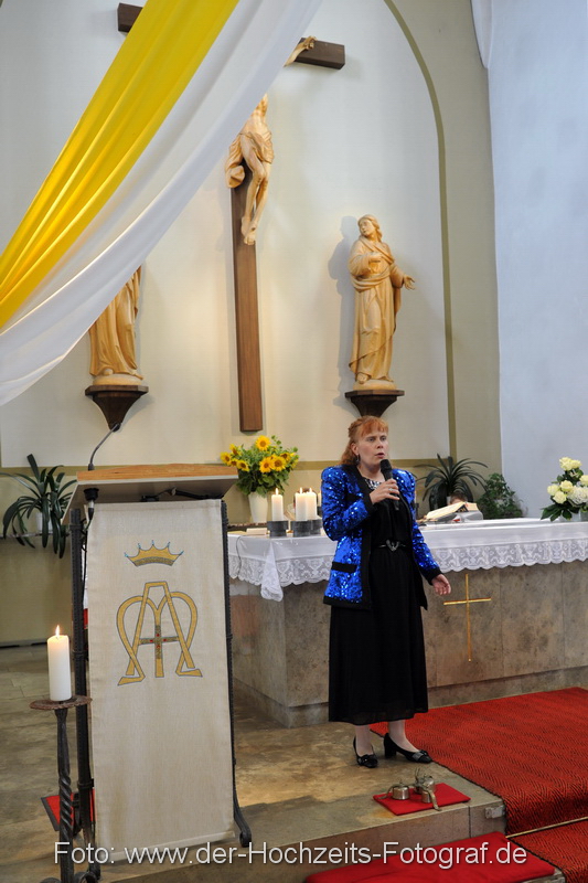 professionelle Sängerin zur Hochzeit Trauung in Kirche oder Standesamt, Lieder zur Hochzeit Trauung von Klassik bis Pop